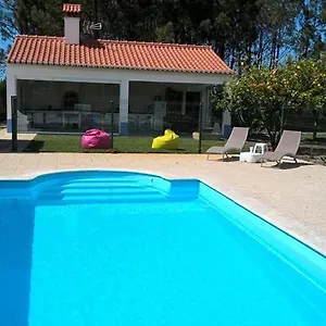 Casa de Férias Casa Da Samouqueira, Rogil